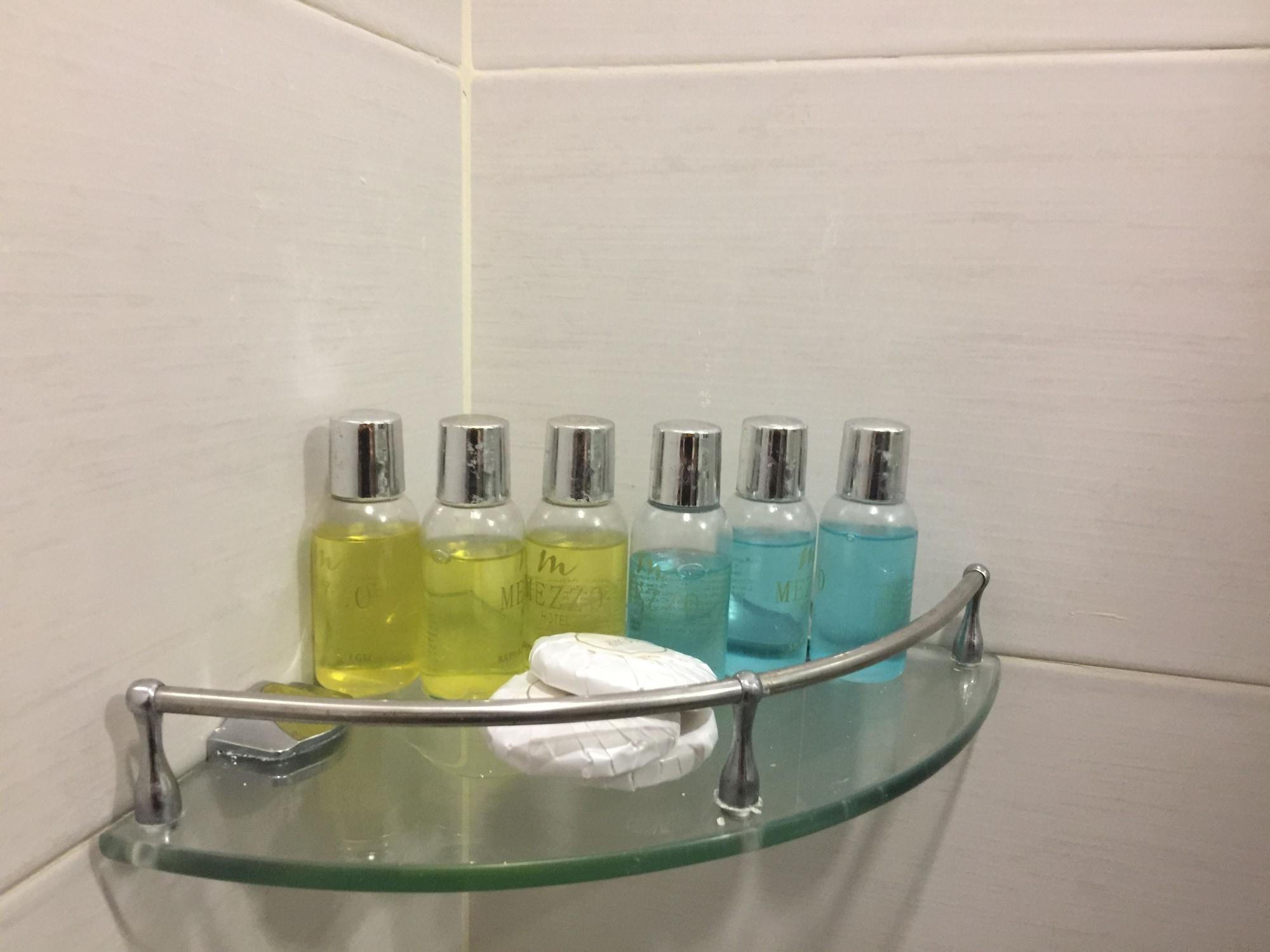 Mezzo Hotel Cebu Eksteriør billede