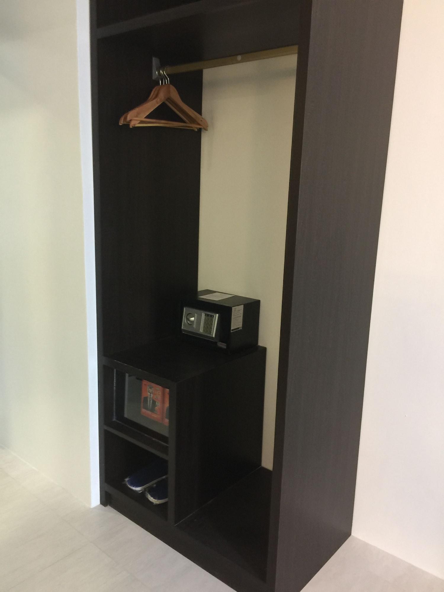 Mezzo Hotel Cebu Eksteriør billede