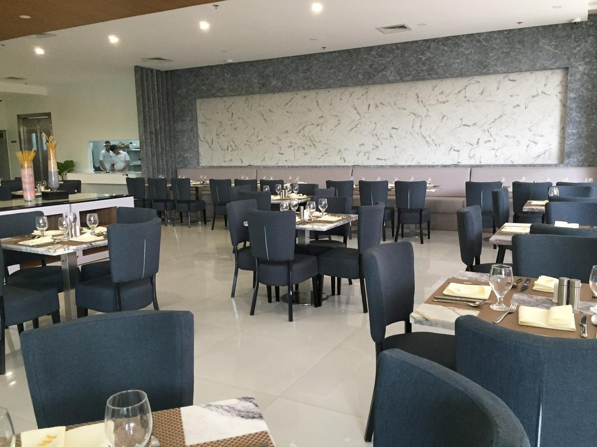 Mezzo Hotel Cebu Eksteriør billede