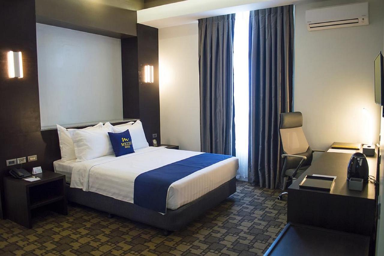 Mezzo Hotel Cebu Eksteriør billede